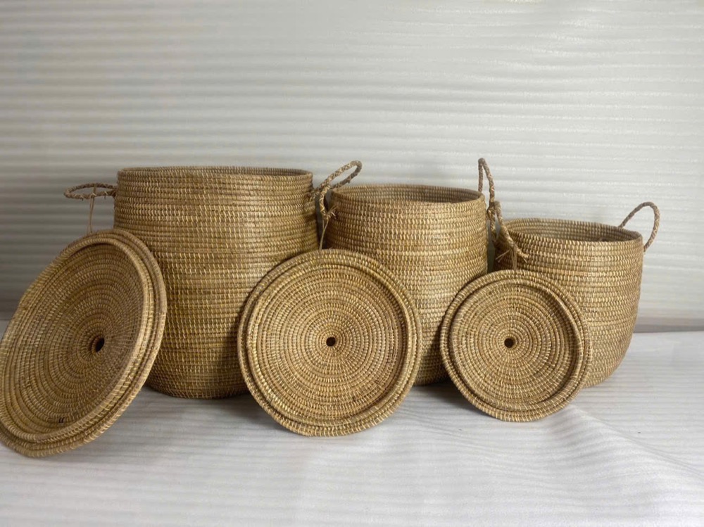 Giỏ cói có nắp